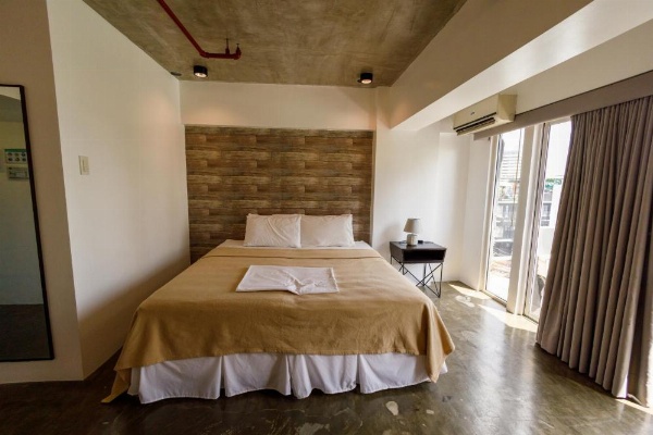 5880 Enriquez Residences image 25